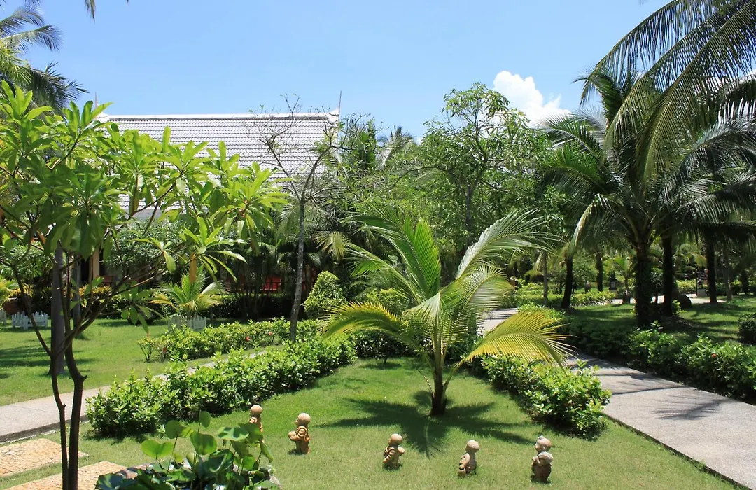 Mukdara Beach Villa & Spa Hotel-1